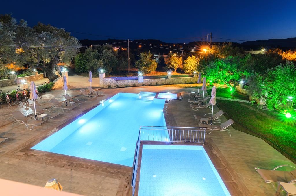 Artemis Apartments Kypseli Exterior photo