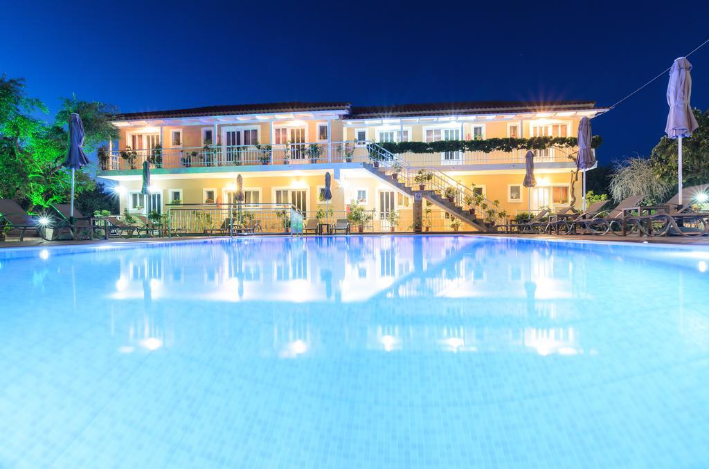 Artemis Apartments Kypseli Exterior photo