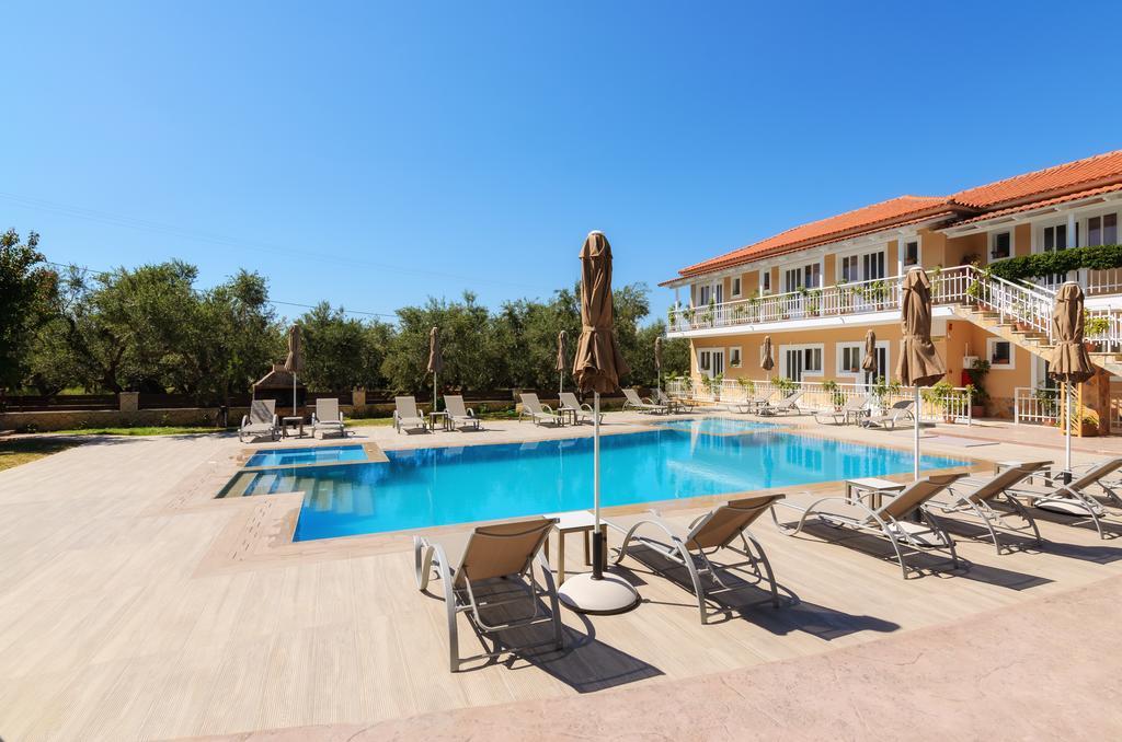 Artemis Apartments Kypseli Exterior photo